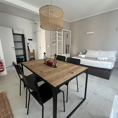 Uberti 4 Apartmán *